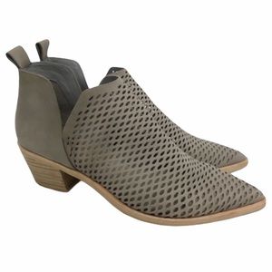 Dolce Vita Kaitie Bootie Perforated Block Heel 8